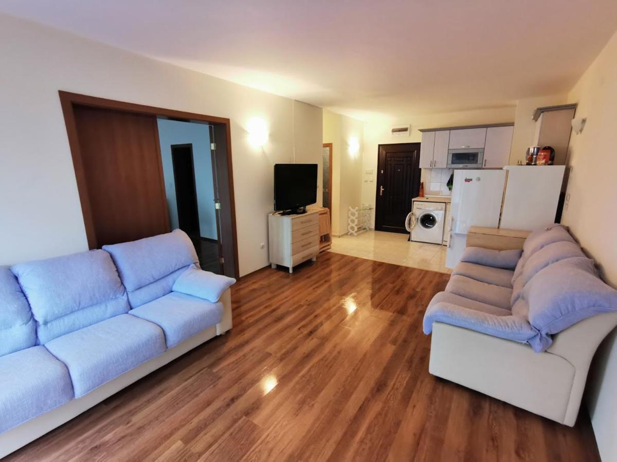 Appartement In Semiramida Gardens サニービーチ エクステリア 写真